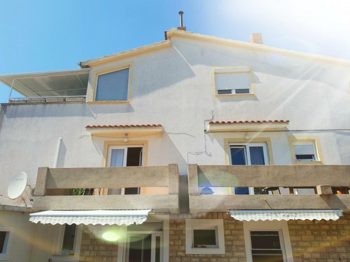 Apartments Petrovic Пировац Экстерьер фото